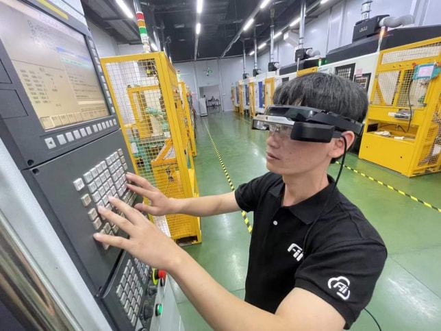 央视总台大型纪录片智造中国走进工业富联